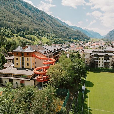 Neueroeffnung Miaflor Familien- & Aktivresort Ried im Oberinntal Extérieur photo