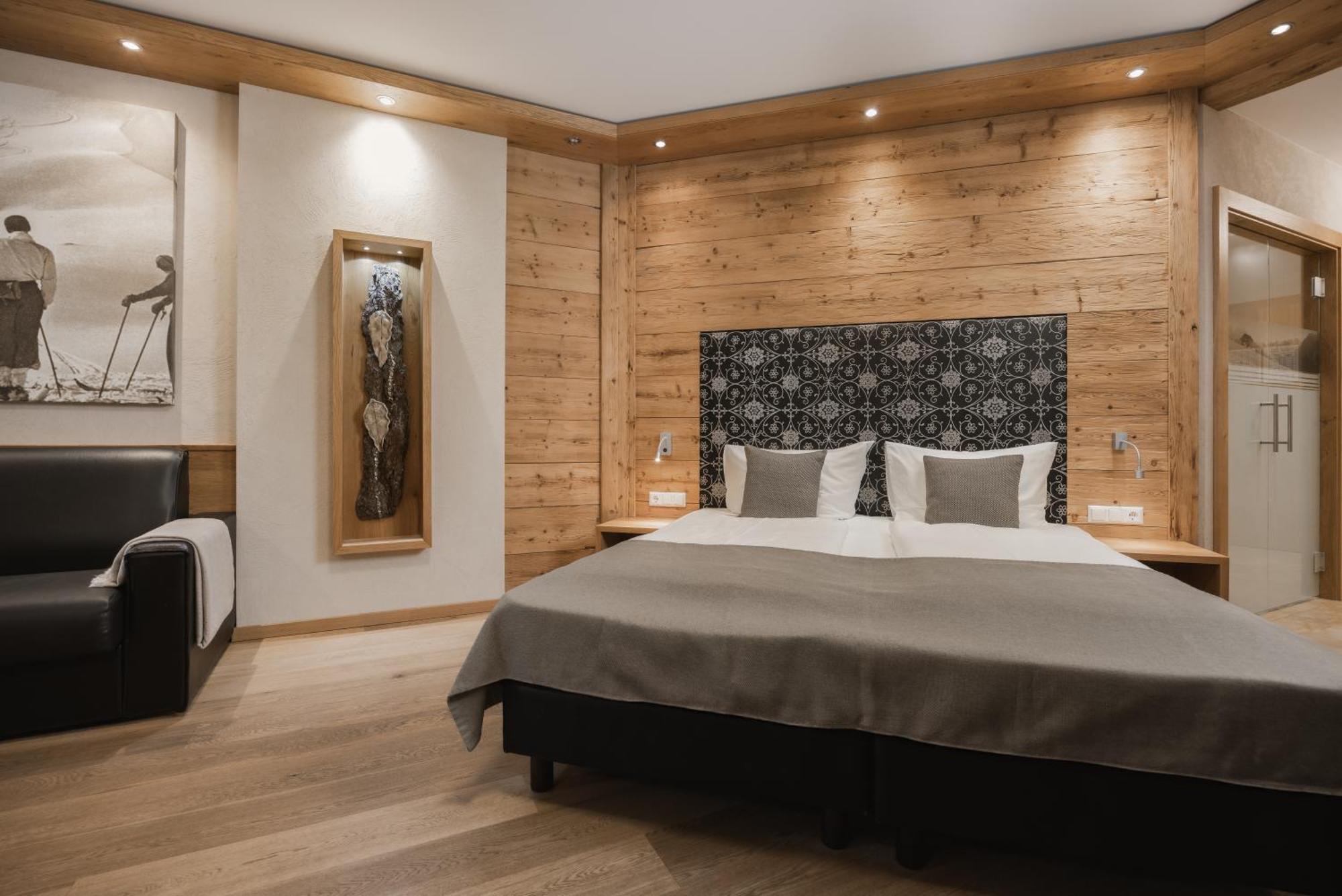 Neueroeffnung Miaflor Familien- & Aktivresort Ried im Oberinntal Extérieur photo